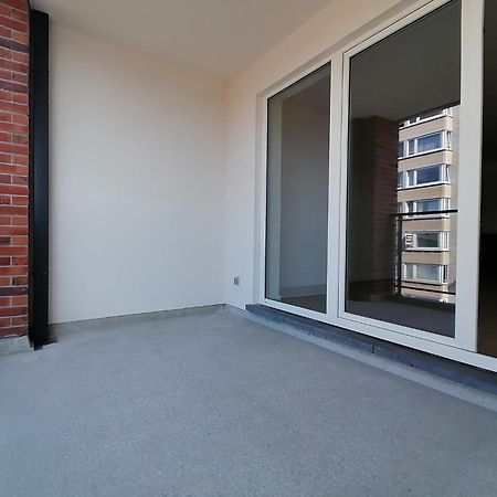 Superbe Appartement Neuf Et Moderne A Lieja Exterior foto